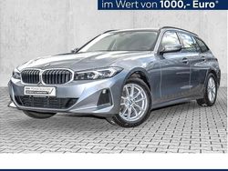 Grau Gebraucht 2023 BMW 318 Sport Line Kombi | 29.870 € (Fairer Preis)