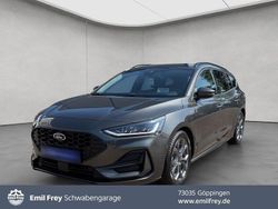 Grau Gebraucht 2024 Ford Focus ST-Line X Limousine | 24.460 € (Guter Preis)
