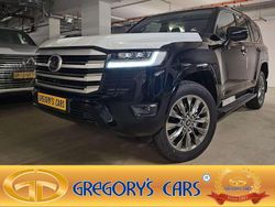 Raven black metallic Gebraucht 2024 Toyota Land Cruiser Premium SUV | 169.561 €