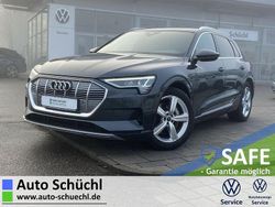 Grau Gebraucht 2022 Audi e-tron Advanced SUV | 28.858 € (Guter Preis)