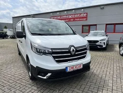 Weiss Gebraucht 2022 Renault Trafic Van | 21.989 € (Guter Preis)