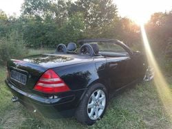 Schwarz Gebraucht 1998 Mercedes SLK200 Cabrio | 4.250 € (Fairer Preis)