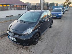 Schwarz Gebraucht 2009 Toyota Aygo Kleinwagen | 1.799 € (Fairer Preis)
