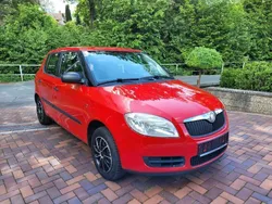 Rot Gebraucht 2010 Skoda Fabia Ambiente Limousine | 2.200 € (Fairer Preis)