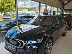Ebony schwarz metallic Neu 2025 Skoda Superb LAURIN & KLEMENT Kombi | 47.900 € (Fairer Preis)