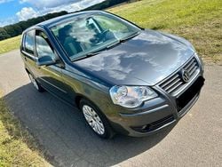 Grau Gebraucht 2009 VW Polo United Limousine | 2.280 € (Fairer Preis)