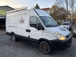 Weiß Gebraucht 2011 Iveco Daily Van / Kleinbus | 3.750 €