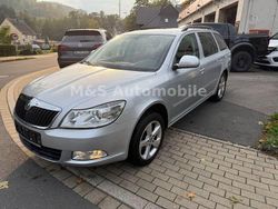 Silber Gebraucht 2013 Skoda Octavia Ambition Kombi | 6.199 € (Guter Preis)