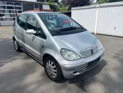 Silber Gebraucht 2004 Mercedes A160 Classic Van / Kleinbus | 800 € (Guter Preis)