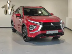 Dynamikrot Gebraucht 2022 Mitsubishi Eclipse Cross Plus SUV | 24.900 € (Fairer Preis)