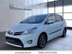 Weiß Gebraucht 2014 Toyota Verso Van / Kleinbus | 9.150 € (Fairer Preis)