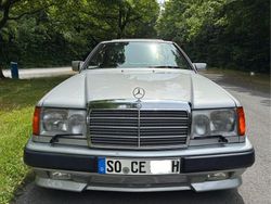 Silber Gebraucht 1992 Mercedes E300 AMG Coupé | 20.800 €