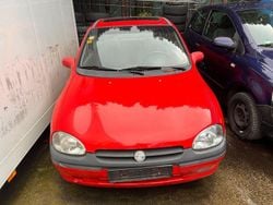 Rot Gebraucht 1997 Opel Corsa Limousine | 300 € (Superpreis)