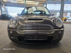 Grau Gebraucht 2006 Mini Cooper S Coupé Coupé | 4.399 €