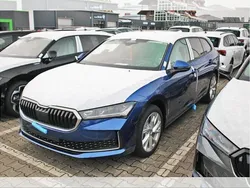 Atlantikblau Neu 2025 Skoda Superb Selection Kombi | 47.290 € (Superpreis)