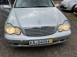 Silber Gebraucht 2004 Mercedes C180 Elegance Limousine | 2.199 € (Superpreis)