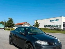 Schwarz Gebraucht 2006 Renault Mégane Cabriolet Cabrio | 2.200 € (Fairer Preis)