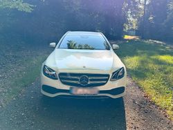 Weiß Gebraucht 2018 Mercedes E200 Kombi | 22.000 € (Etwas zu teuer)