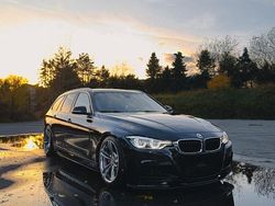 Schwarz Gebraucht 2016 BMW 320 M Performance Kombi | 18.000 €