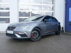 Grau Gebraucht 2017 Seat Leon | 17.499 €