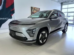 Shimmering silver metallic Neu 2024 Hyundai Kona GO! SUV | 32.479 € (Superpreis)
