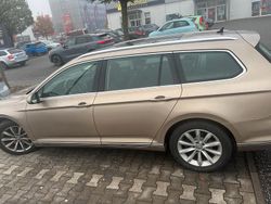 Gold Gebraucht 2016 VW Passat Kombi | 16.000 € (Guter Preis)