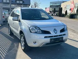 Weiß Gebraucht 2010 Renault Koleos Dynamique SUV | 4.999 € (Fairer Preis)