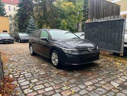 Schwarz Gebraucht 2022 VW Golf VIII Life Kombi | 14.300 € (Fairer Preis)