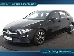 Schwarz Gebraucht 2020 Mercedes A180 Limousine | 20.700 € (Fairer Preis)