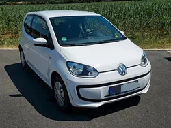 Weiß Gebraucht 2015 VW up! move up! Kleinwagen | 4.700 € (Guter Preis)