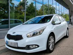Weiß Gebraucht 2014 Kia Ceed Sportswagon Kombi | 6.999 € (Fairer Preis)