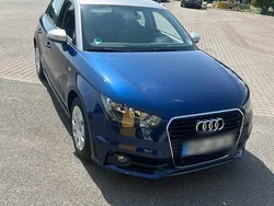 Blau Gebraucht 2014 Audi A1 Sportback Kleinwagen | 14.600 € (Etwas zu teuer)
