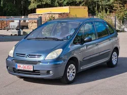 Grau Gebraucht 2007 Citroën Xsara Picasso Comfort Van / Kleinbus | 1.290 € (Fairer Preis)