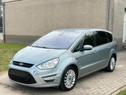 Silber Gebraucht 2012 Ford S-MAX S Van / Kleinbus | 9.000 € (Fairer Preis)