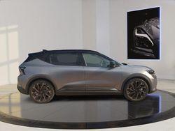 Grau metallic Gebraucht 2024 Renault Scenic E-Tech SUV | 46.720 €