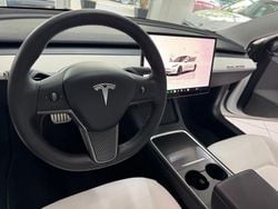 Weiß Gebraucht 2022 Tesla Model 3 Performance Limousine | 30.555 € (Fairer Preis)