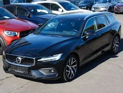 Schwarz Gebraucht 2019 Volvo V60 Momentum Kombi | 26.888 € (Fairer Preis)