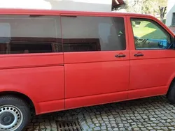 Rot Gebraucht 2009 VW T5 Van | 7.500 €
