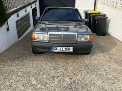 Silber Gebraucht 1992 Mercedes 190 Limousine | 9.000 €