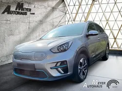 Grau Gebraucht 2022 Kia e-Niro 2 SUV | 24.990 € (Etwas zu teuer)