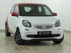 Weiß Gebraucht 2016 Smart ForFour Kombi | 7.900 € (Fairer Preis)