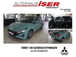 Grün Gebraucht 2024 Hyundai i20 Trend Limousine | 17.190 € (Fairer Preis)