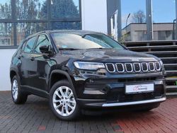 Solid black Gebraucht 2024 Jeep Compass SUV | 21.900 €
