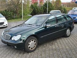 Grün metallic Gebraucht 2002 Mercedes C200 Elegance Kombi | 2.990 € (Fairer Preis)