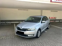 Silber Gebraucht 2014 Skoda Rapid Limousine | 3.600 € (Fairer Preis)