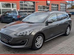 Grau Gebraucht 2019 Ford Focus Vignale Limousine | 15.600 € (Fairer Preis)