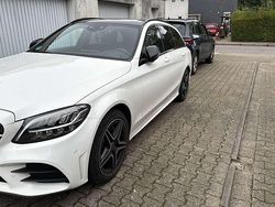 Weiß Gebraucht 2019 Mercedes C220 AMG line Kombi | 33.000 € (Teuer)