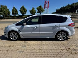 Weiß Gebraucht 2010 Ford S-MAX Titanium S Van / Kleinbus | 5.300 € (Guter Preis)