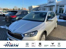 Silber metallic Neu 2024 Skoda Fabia Essence Limousine | 17.944 € (Guter Preis)