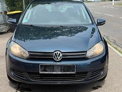 Blau Gebraucht 2009 VW Golf VI Kleinwagen | 3.200 € (Fairer Preis)